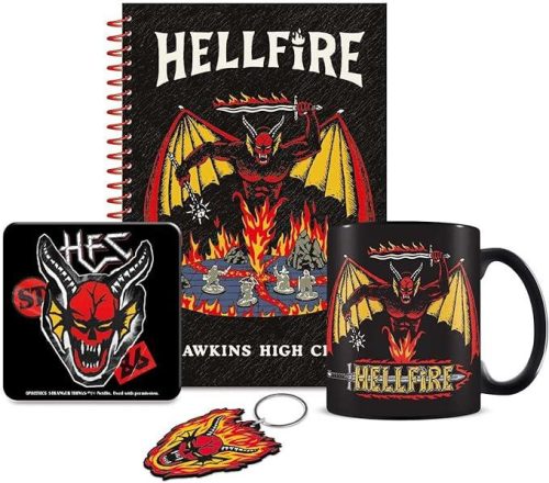 STRANGER THINGS (HELLFIRE CLUB) AJÁNDÉK KÉSZLET (BÖGRE, ALÁTÉT, KULCSTARTÓ & JEGYZETFÜZET)
