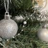 Gyöngyös karácsonyi girland – 5 m, gyöngyházfehér, Ruhhy